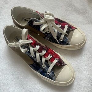 Converse Women Shoes.
